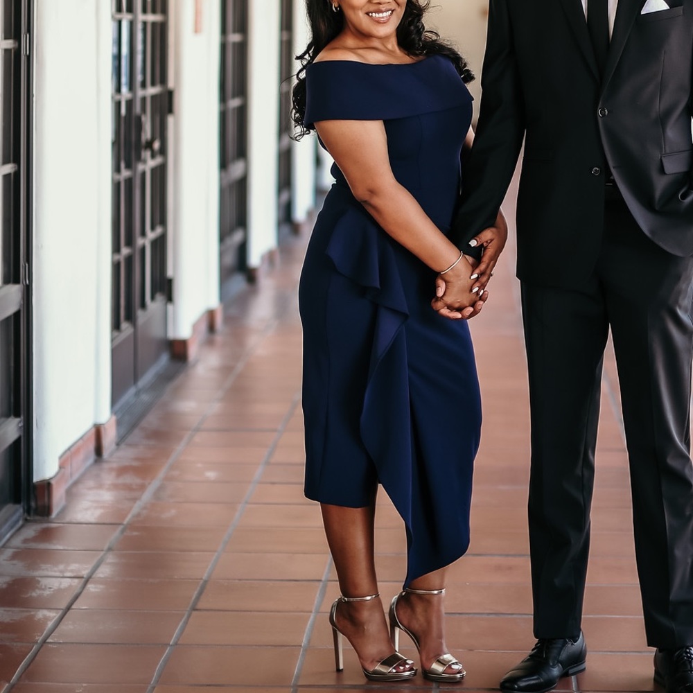 Betsy & Adams formal dress